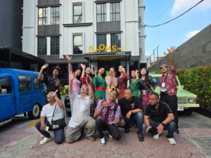 Pesona Kebaya dan Mobil Klasik Warnai Kartini Day Photo Competition di Rooms Inc Sudirman